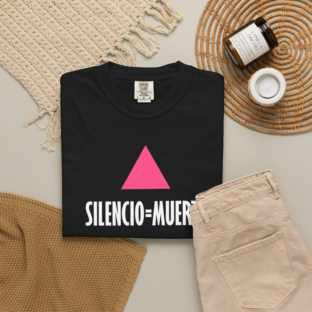 SILENCIO = MUERTE Iconic Graphic Tee, Black